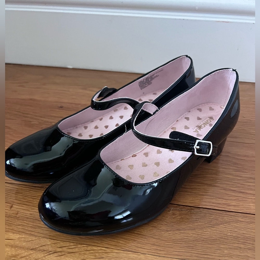 Black Patent Girls Dress shoes Sonoma Lizzyy- Like new! - Picture 2 of 7